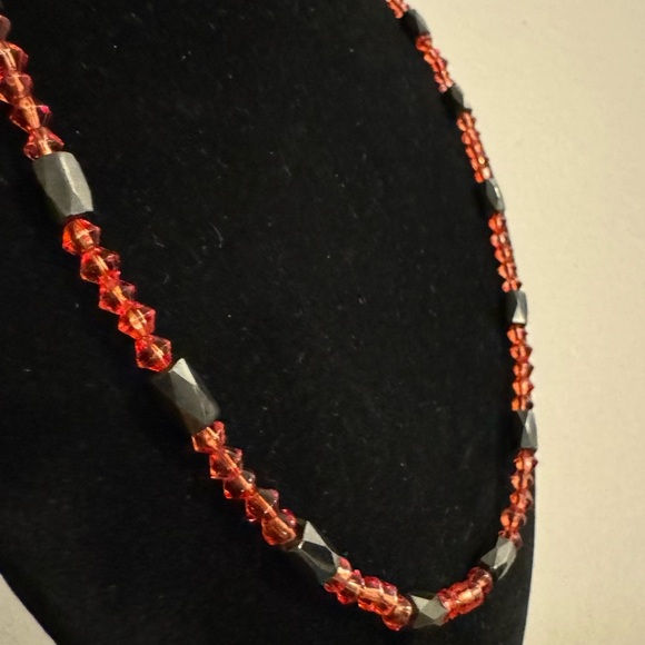 ⚜️3 for $30⚜️ Vintage Hematite Wrap Bracelet / Necklace (Red faceted crystals) - Picture 10 of 15